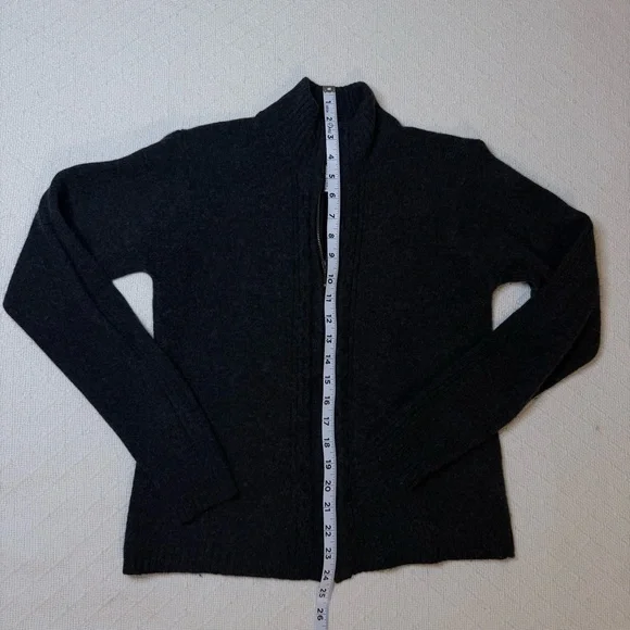 S Columbia Merino wool Dark Gray Turtleneck Sweater - Picture 9 of 14